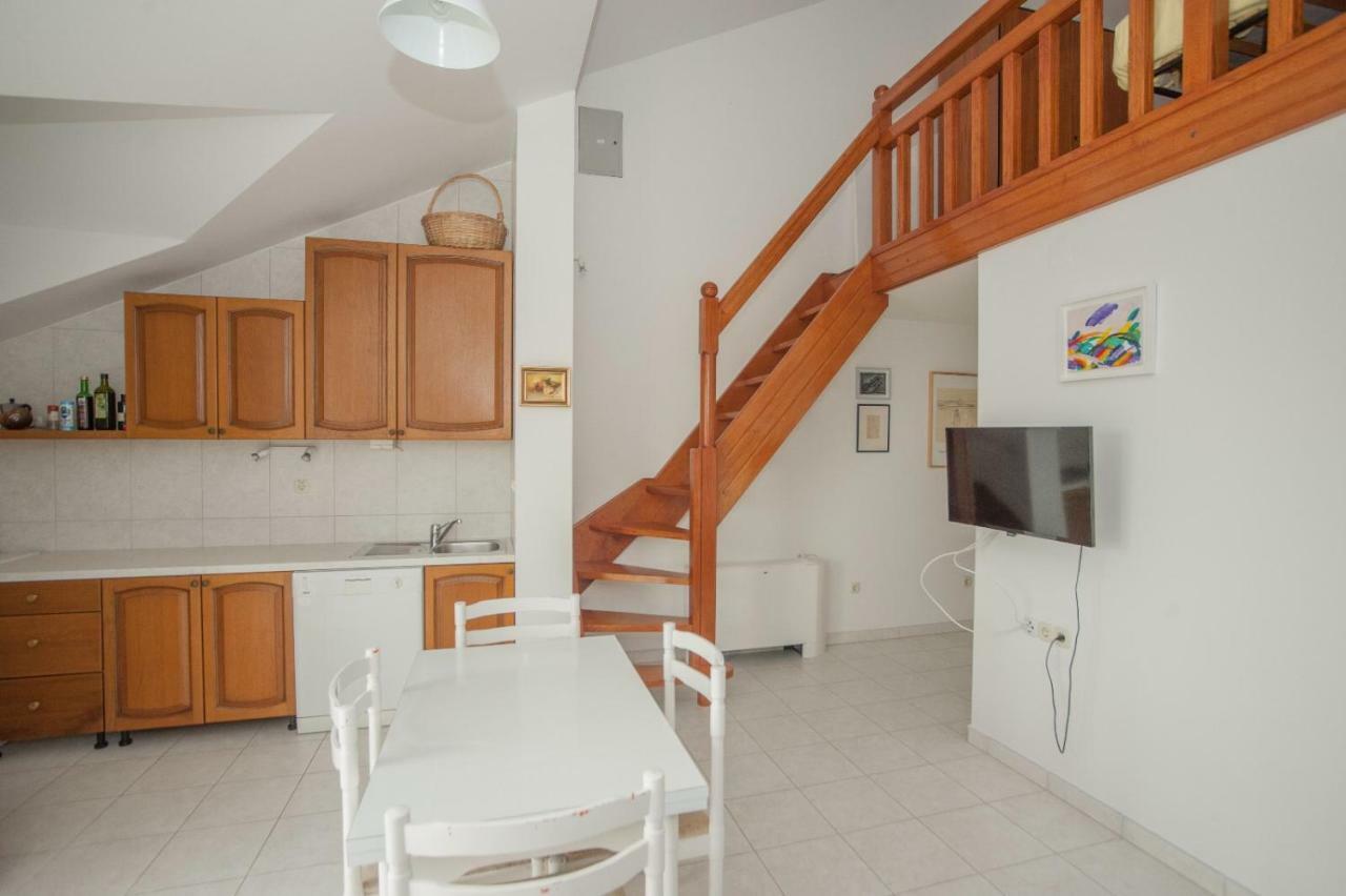 Appartement House Koloc à Bol Extérieur photo